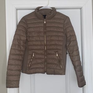 super cute puffer jacket!!